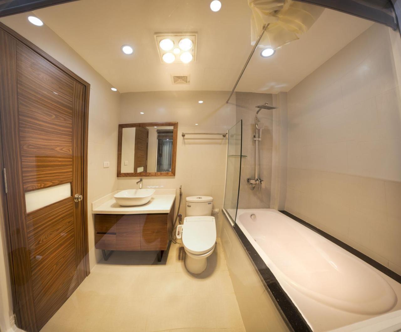 Irest Apartment Hanoi Bagian luar foto