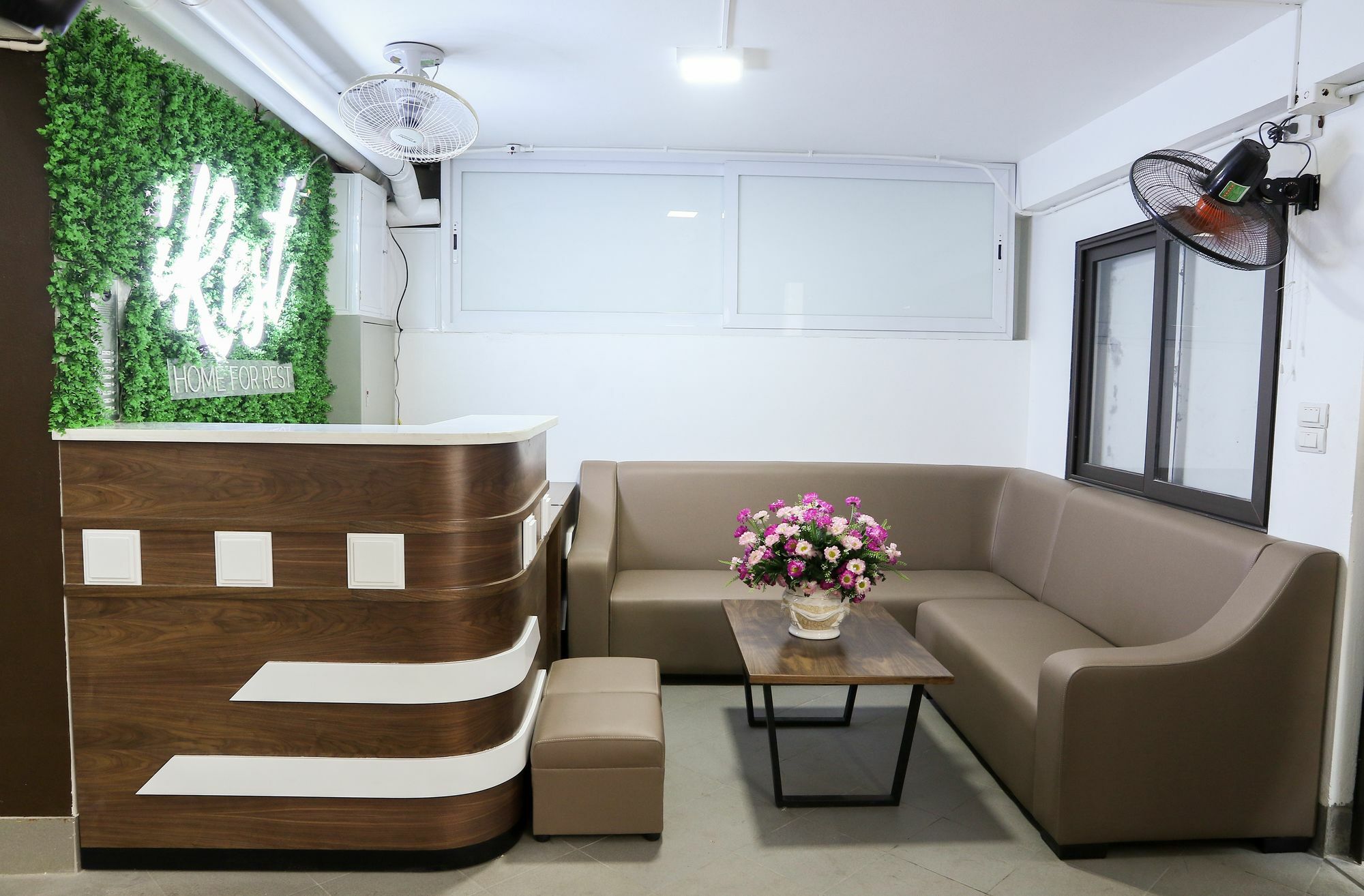 Irest Apartment Hanoi Bagian luar foto