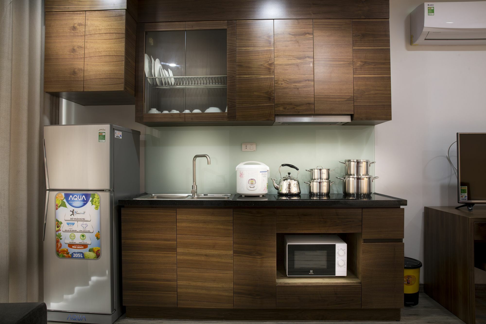 Irest Apartment Hanoi Bagian luar foto